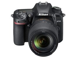 Kamera Nikon D7500 (Depan), Image Credit: Nikon
