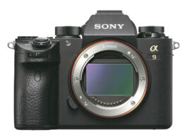 Kamera Sony A9 (Depan), Image Credit: Sony